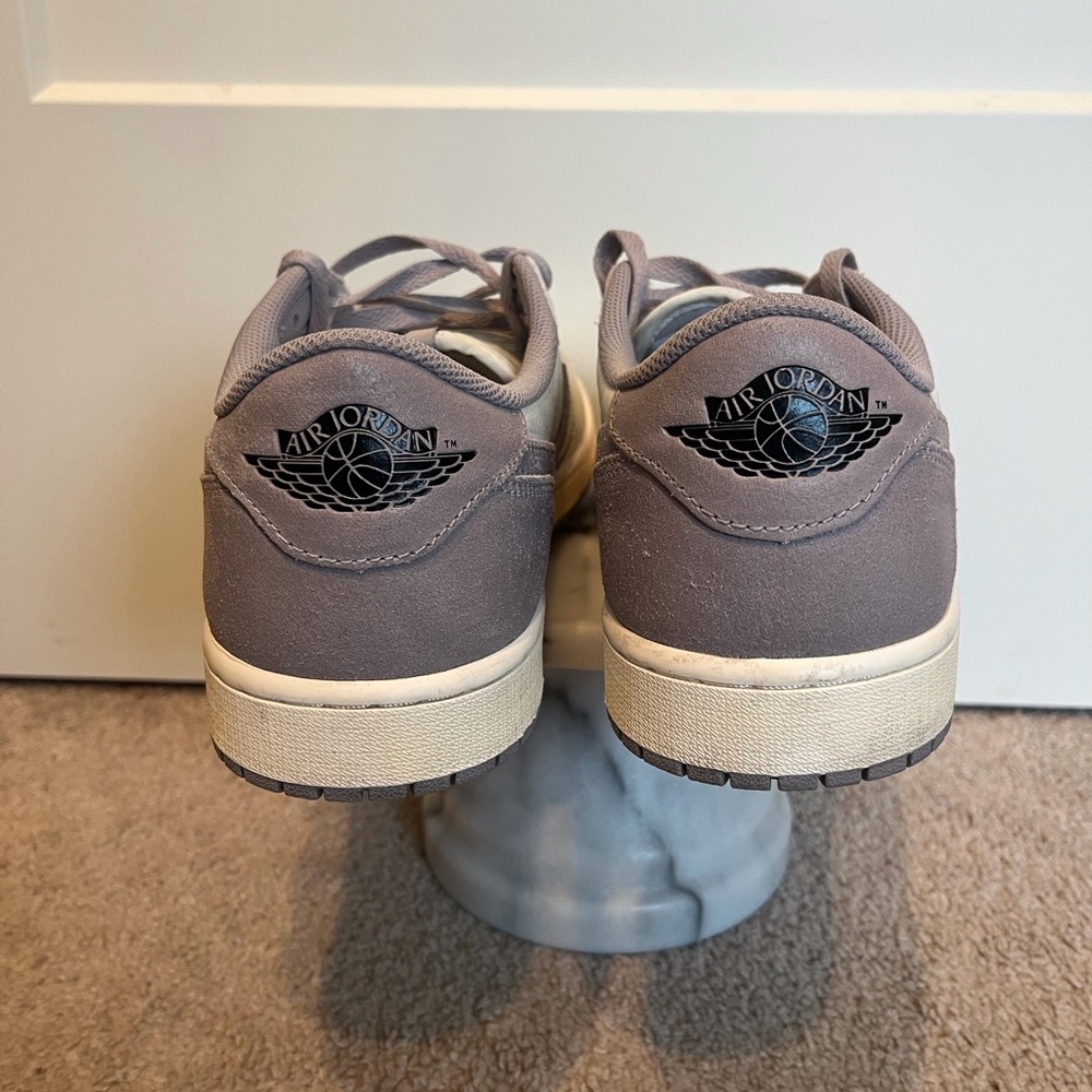 LOW OG - Picture 3 of 5